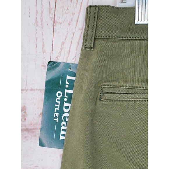 L.L. Bean Outlet Standard Fit Deep Olive Lakewashed 32x32 Men Khaki Pants - Picture 8 of 12